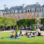 Quai Des Celestins II By Onefinestay
