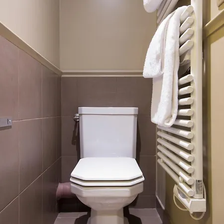 Apartment Quai Des Celestins Ii By Onefinestay Paris